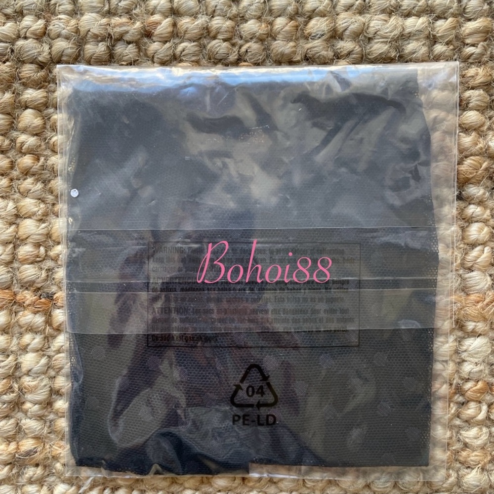 NEW Free People Coucou Lola Swiss Dot Gloves - Picture 4 of 5